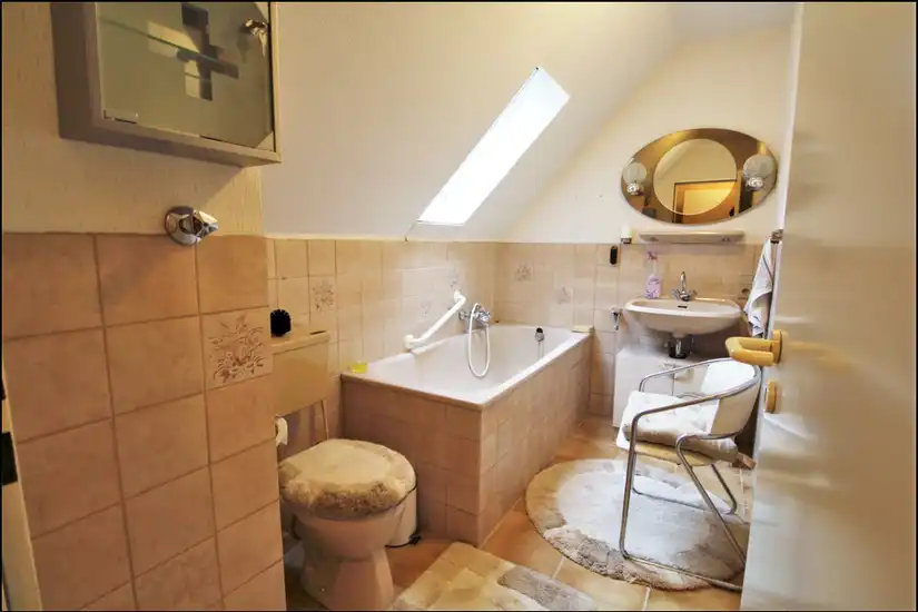 Badezimmer DG