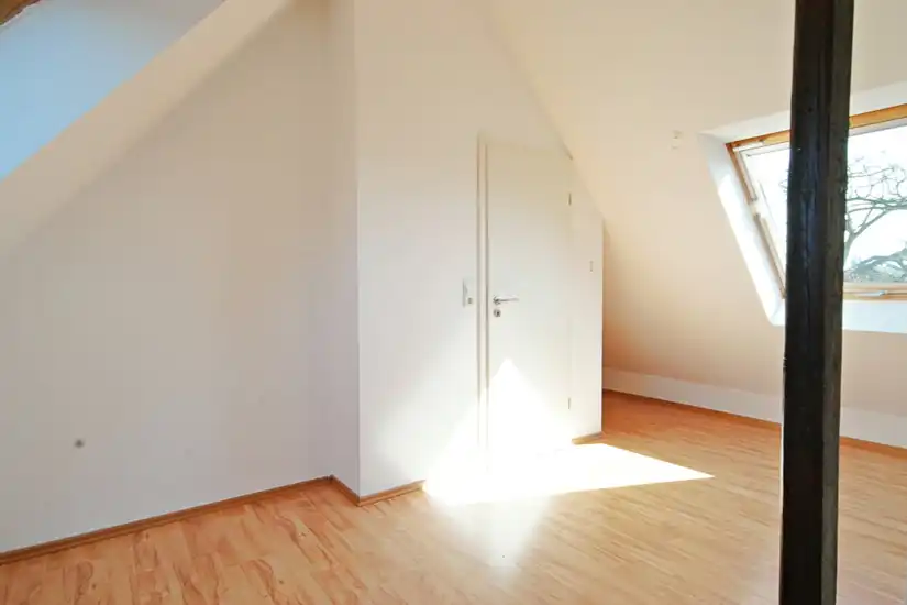 Schlafzimmer 1 (OG)