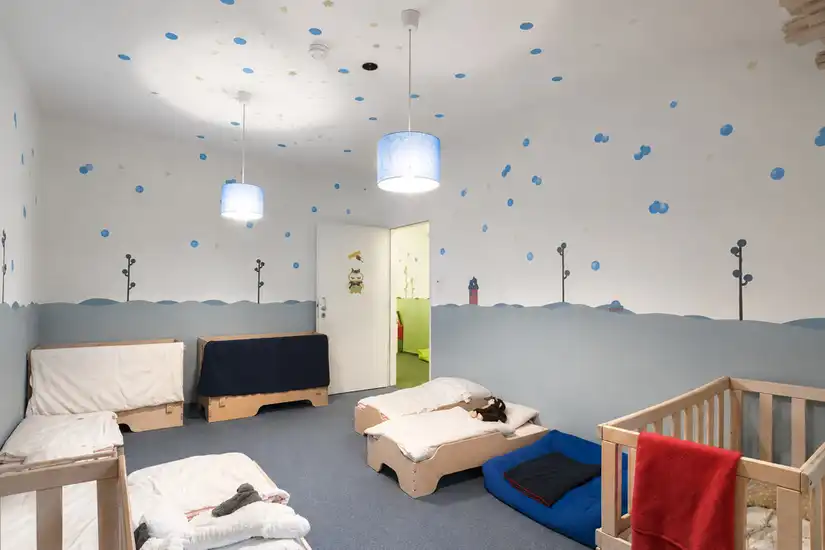 Nebenzimmer (2025)