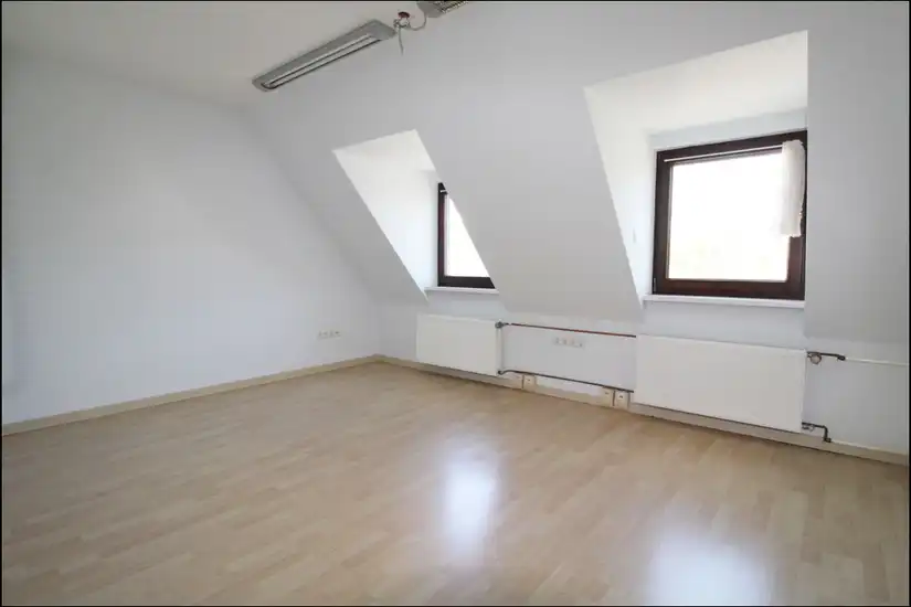 DG 1. Schlafzimmer