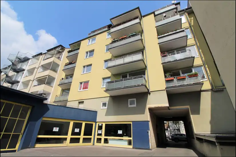Hausansicht vom Hof